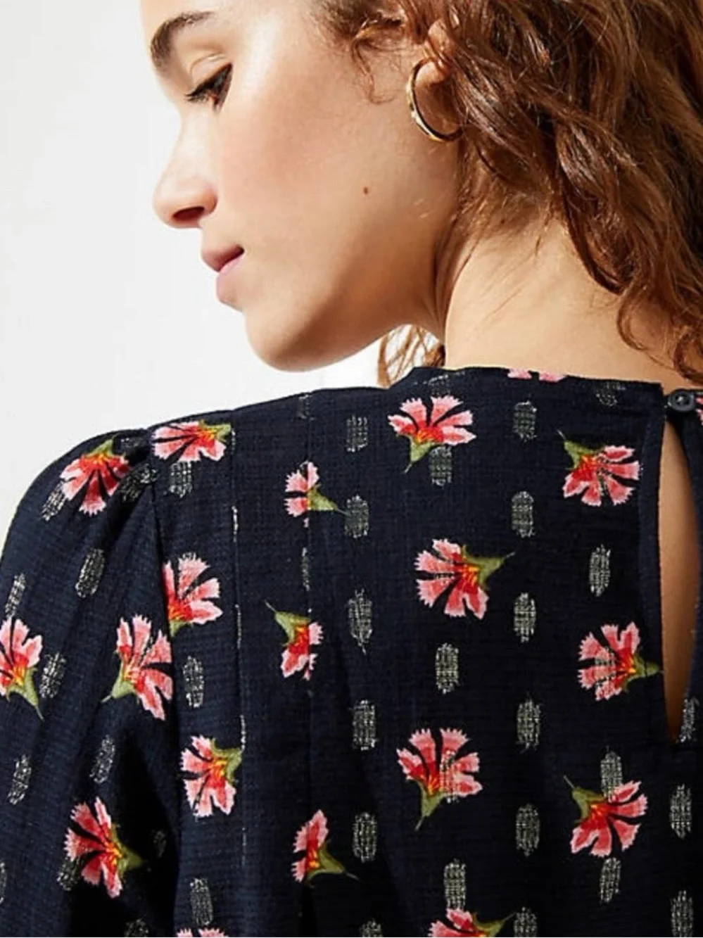 Loft floral puff sleeve blouse size L